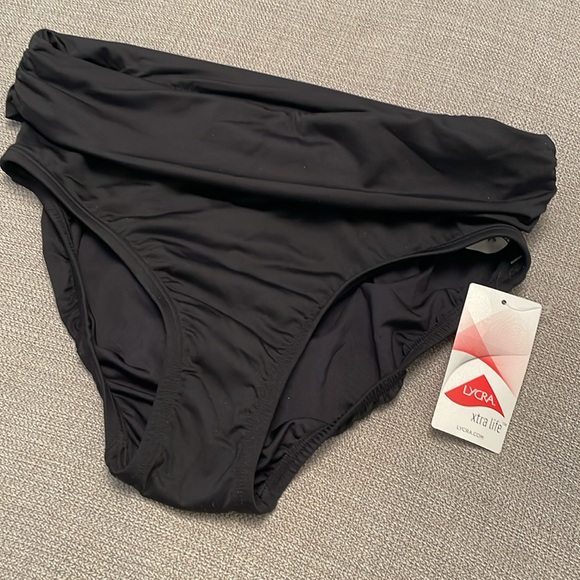 NWT LANDS’ End Mid or High Waisted Black Swim Bottoms Small 6-8 - Picture 7 of 9